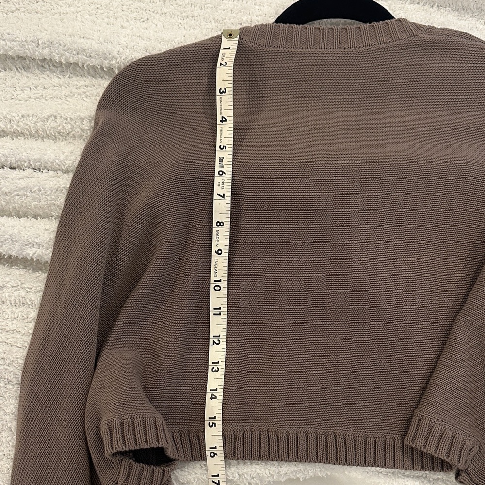 Aritzia TNA Women's Taupe Sweater Cardigan - Picture 5 of 5